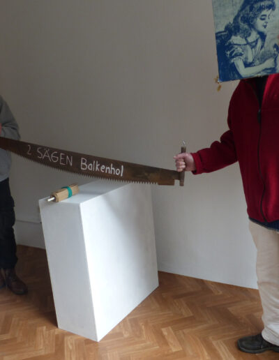 Ausstellung über den Holzkünstler Stephan Balkenhol im Lutz Graaf Museum Bremerhaven